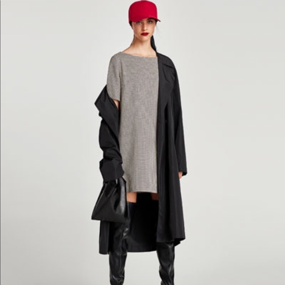 Houndstooth// checked Zara dress